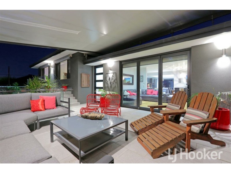5 Darroch Street, Beaconsfield WA 6162