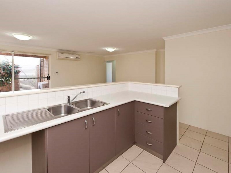 19/17-21 Third Avenue, Kelmscott WA 6111