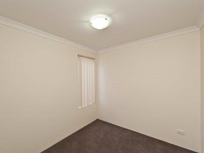 19/17-21 Third Avenue, Kelmscott WA 6111