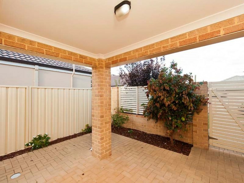 19/17-21 Third Avenue, Kelmscott WA 6111