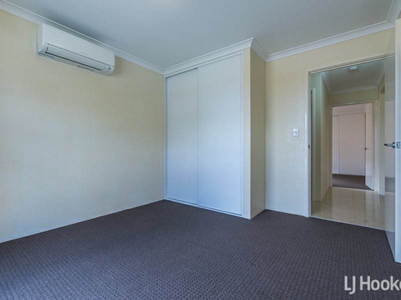 17 Towncentre Drive, Thornlie WA 6108