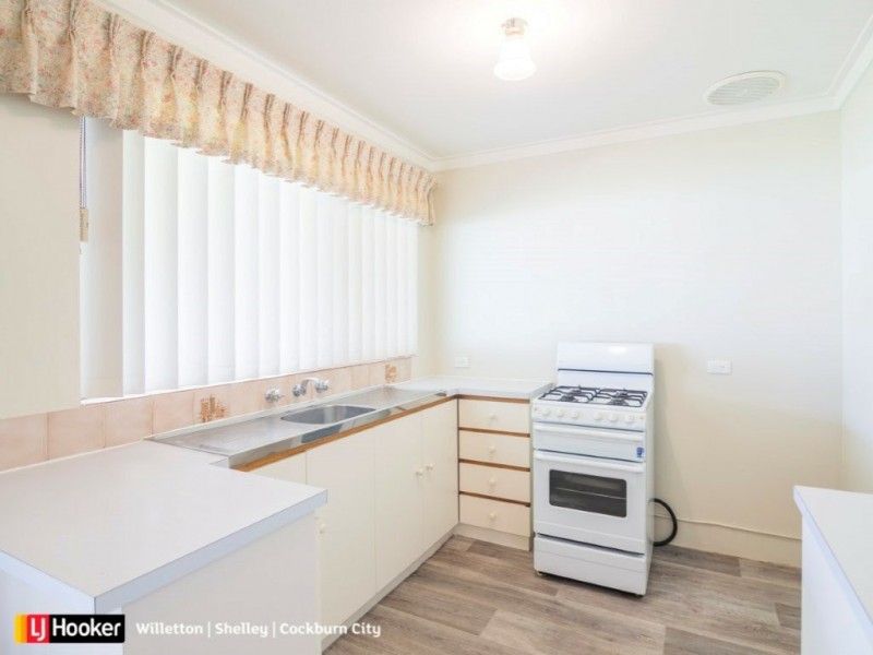 17 Plumridge Way, South Lake WA 6164