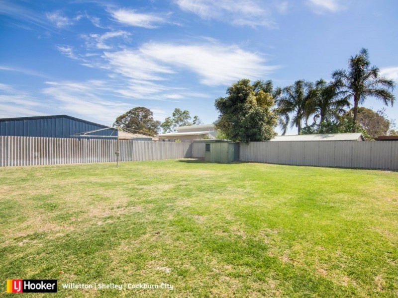 17 Plumridge Way, South Lake WA 6164