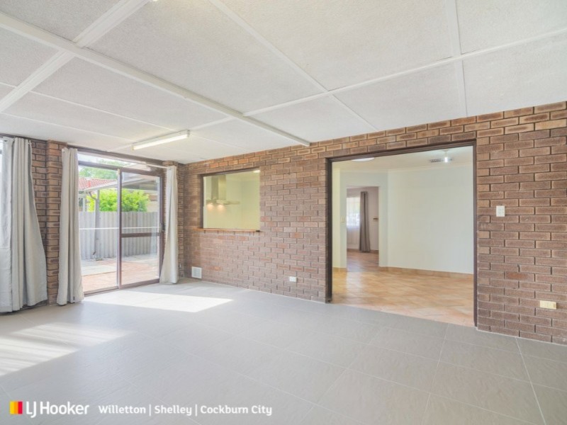 3 Bligh Place, Thornlie WA 6108