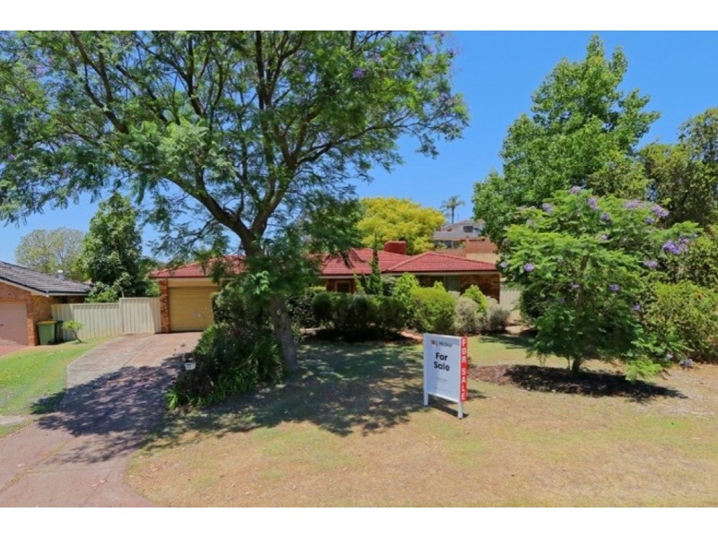 44 Hillock Circle, Leeming WA 6149