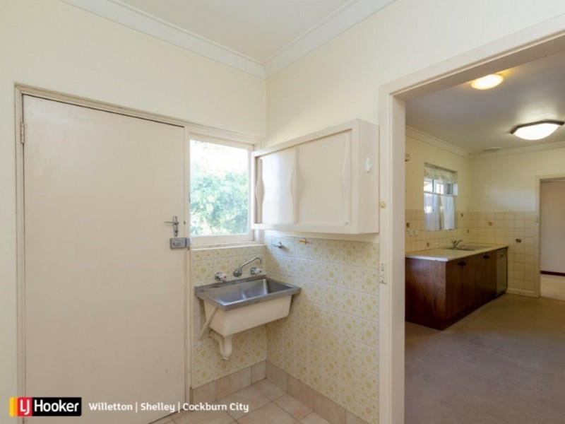 67 Calista Avenue, Calista WA 6167