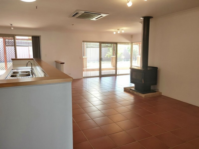 20 Gumina Place, Munster WA 6166