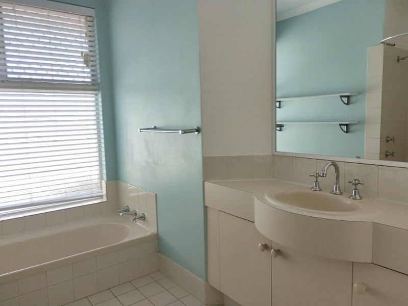 20 Gumina Place, Munster WA 6166