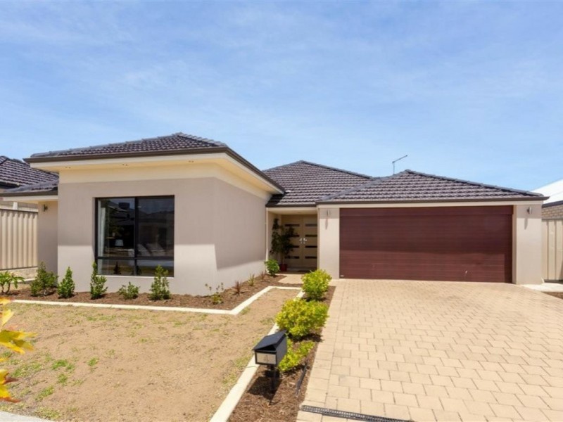 4 Belmore Bend, Aubin Grove WA 6164