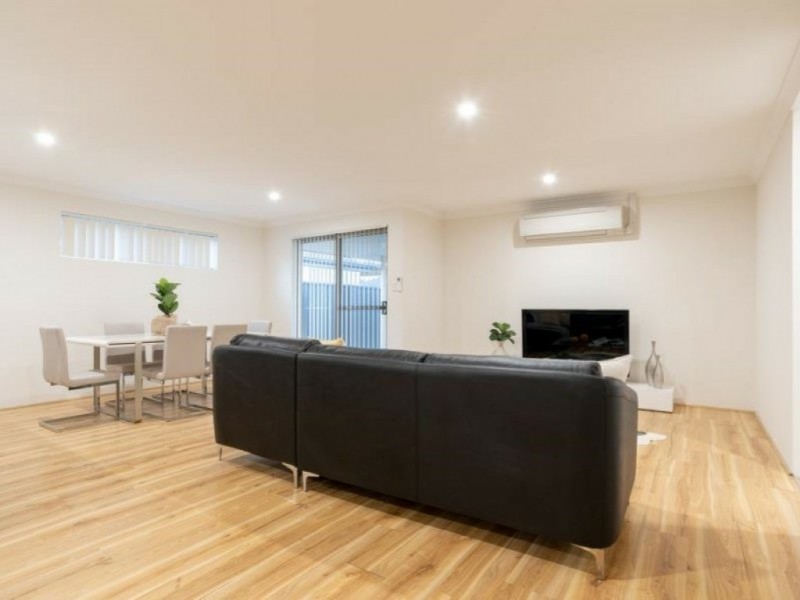 6 Houdan Street, Southern River WA 6110