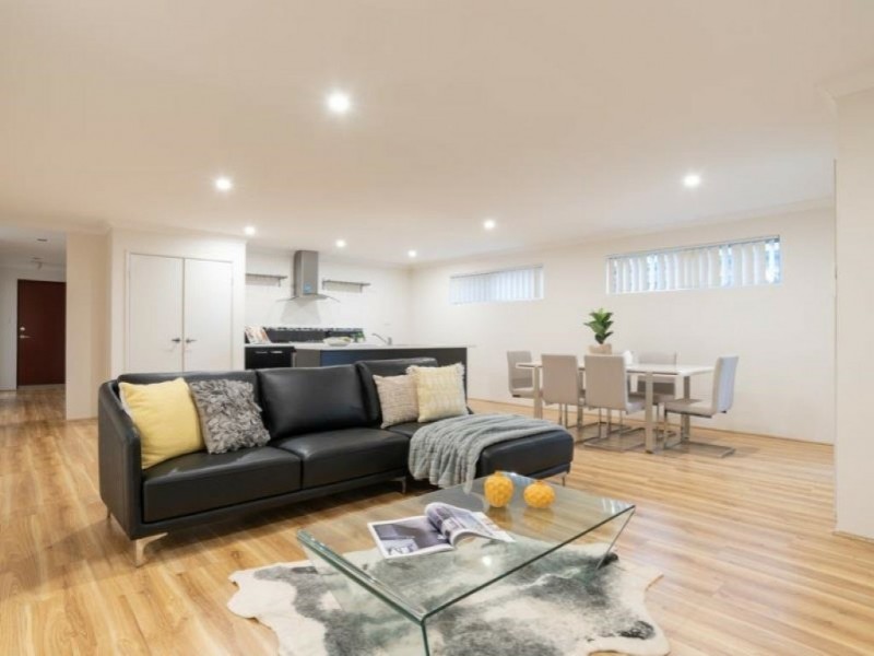 6 Houdan Street, Southern River WA 6110