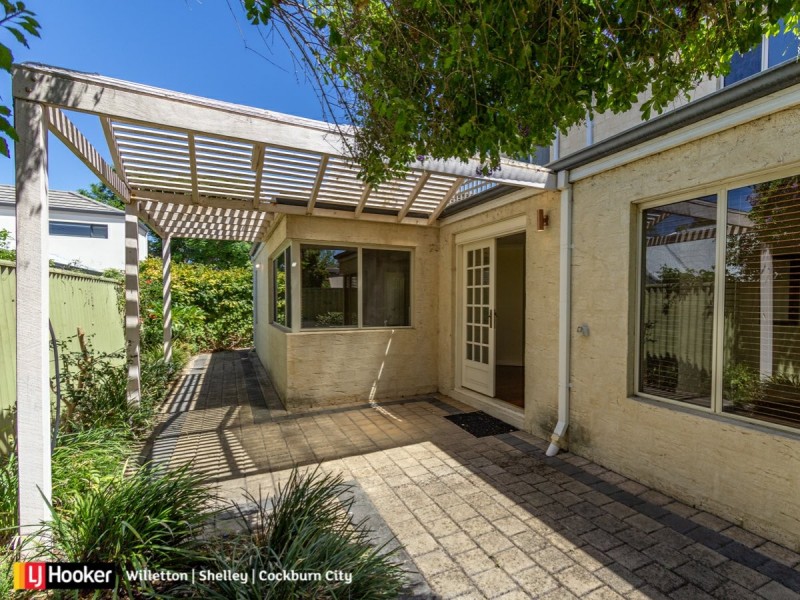 19a Sicklemore Street, Brentwood WA 6153