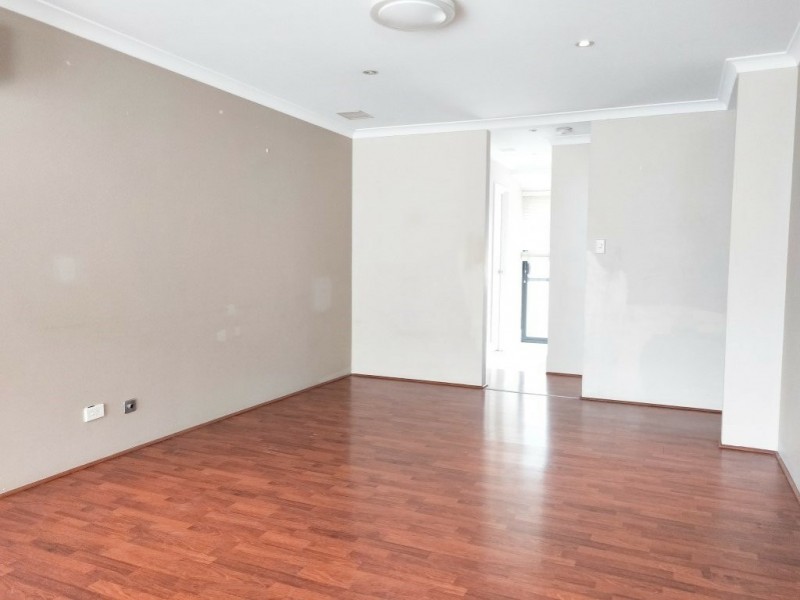 43 Semple Court, South Lake WA 6164