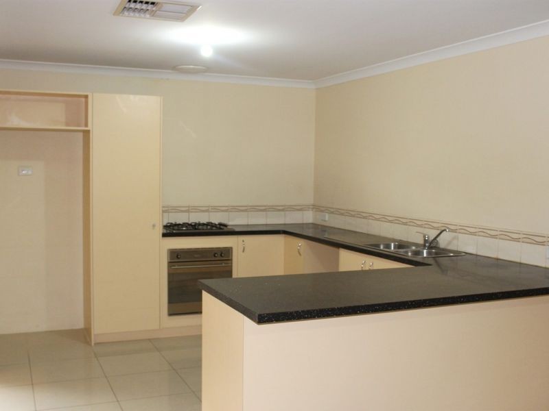 5 Georgia Way, Success WA 6164
