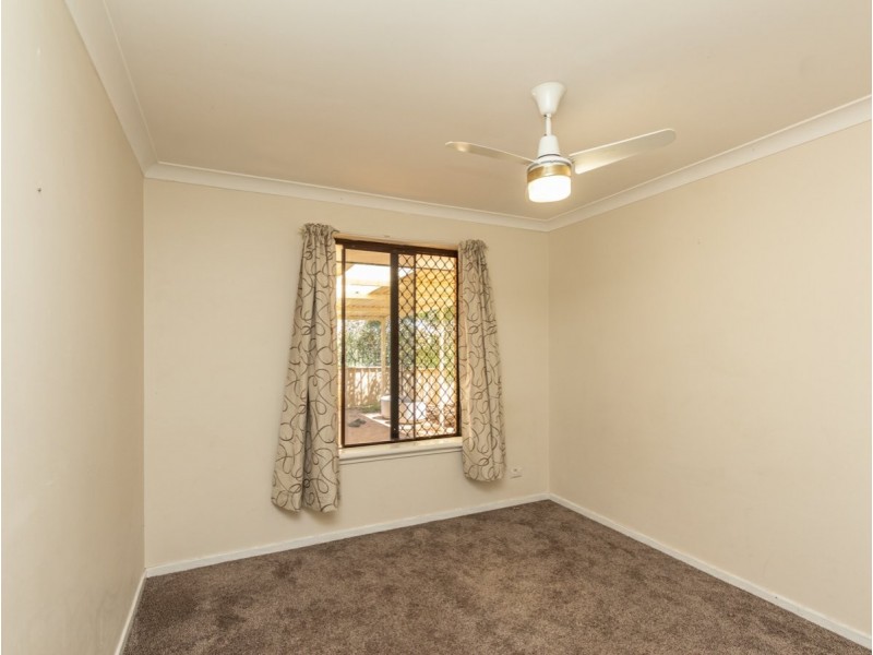9 Peters Way, Bibra Lake WA 6163