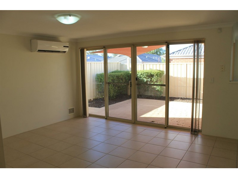 4/10 Delamere Way, Camillo WA 6111