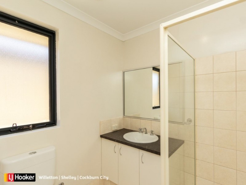 8 Beroona Way, South Lake WA 6164