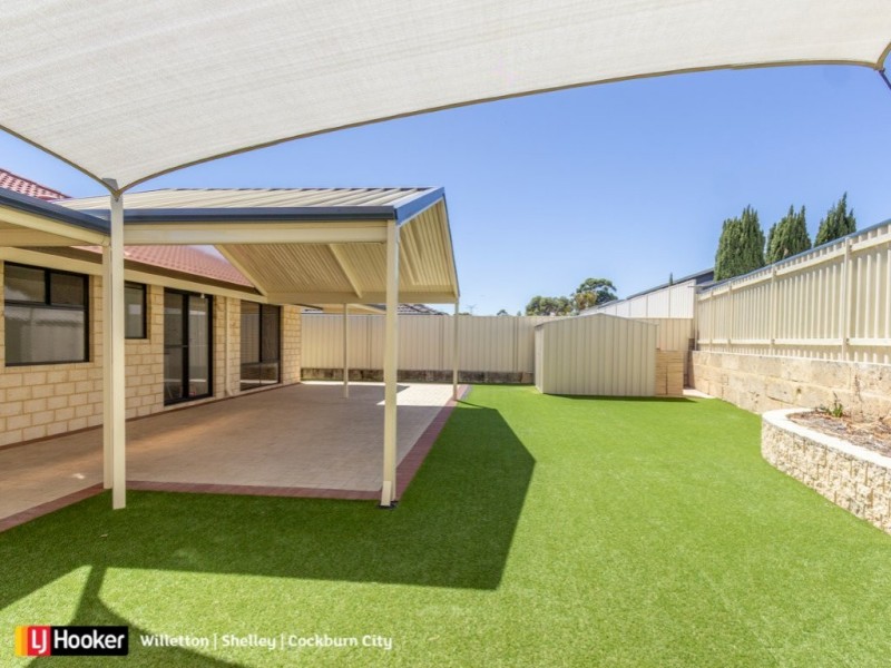 8 Beroona Way, South Lake WA 6164