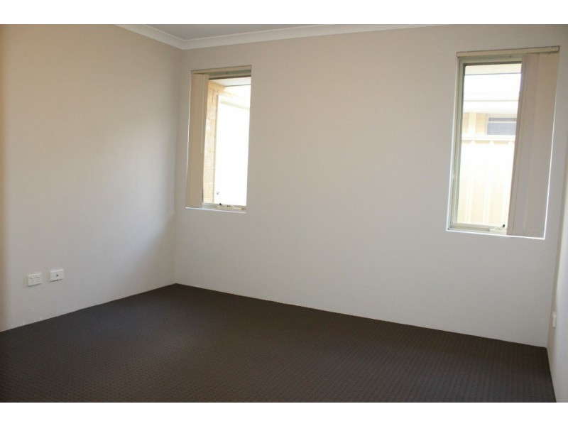 3/25 Peppermint Gardens, Aubin Grove WA 6164