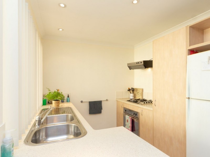 8/31 Barfield Road, Hammond Park WA 6164