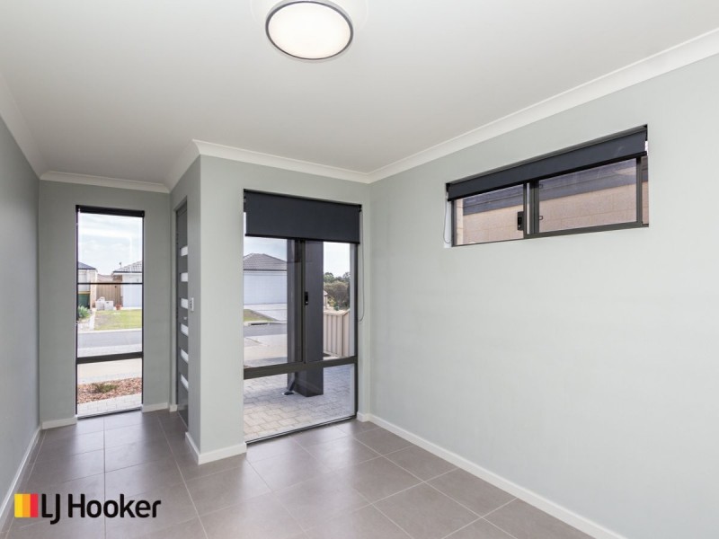 20 Packer Rise, Hammond Park WA 6164