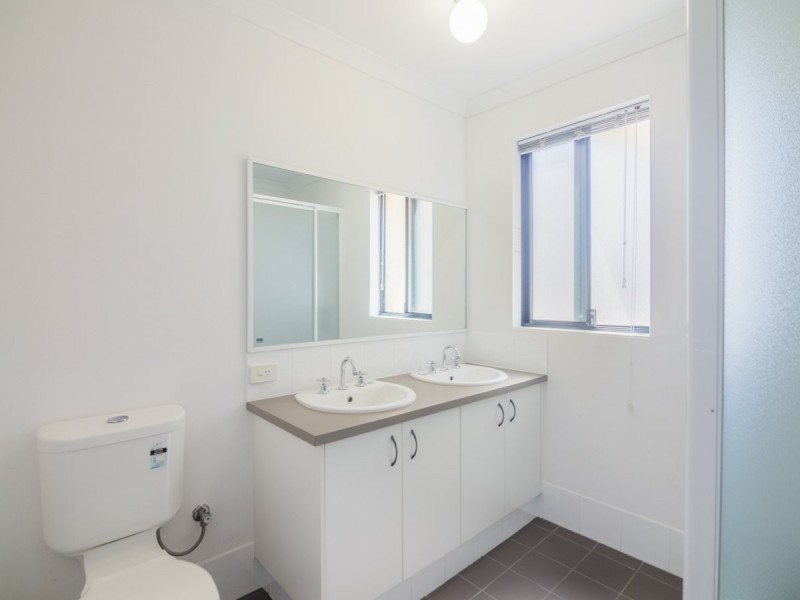 14 Teocote Crescent, Aubin Grove WA 6164