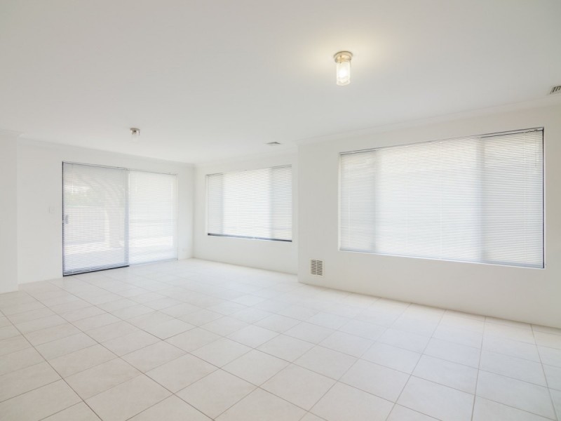 14 Teocote Crescent, Aubin Grove WA 6164