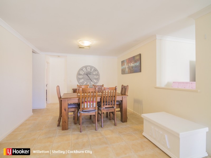 30 Excelsior Drive, Canning Vale WA 6155