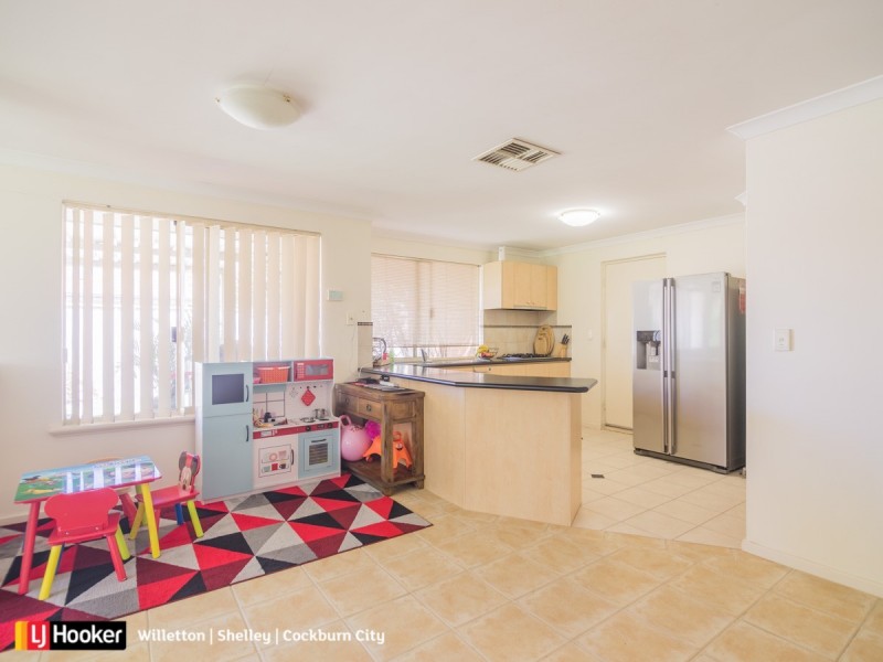 30 Excelsior Drive, Canning Vale WA 6155