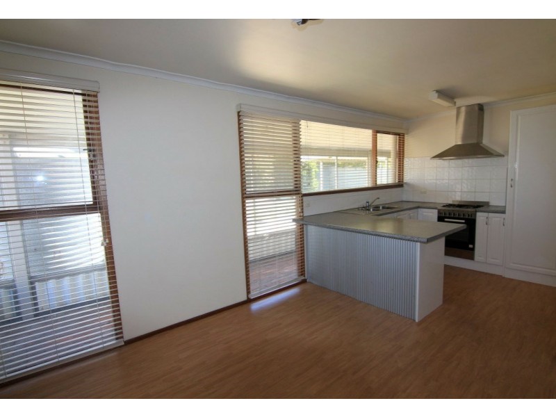 14 Helsall Court, Willetton WA 6155