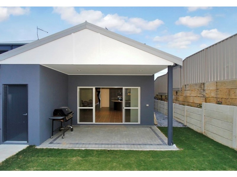 77A Huntriss Road, Karrinyup WA 6018