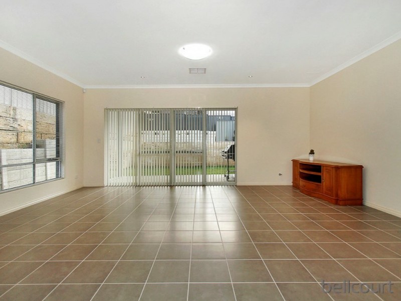 77A Huntriss Road, Karrinyup WA 6018