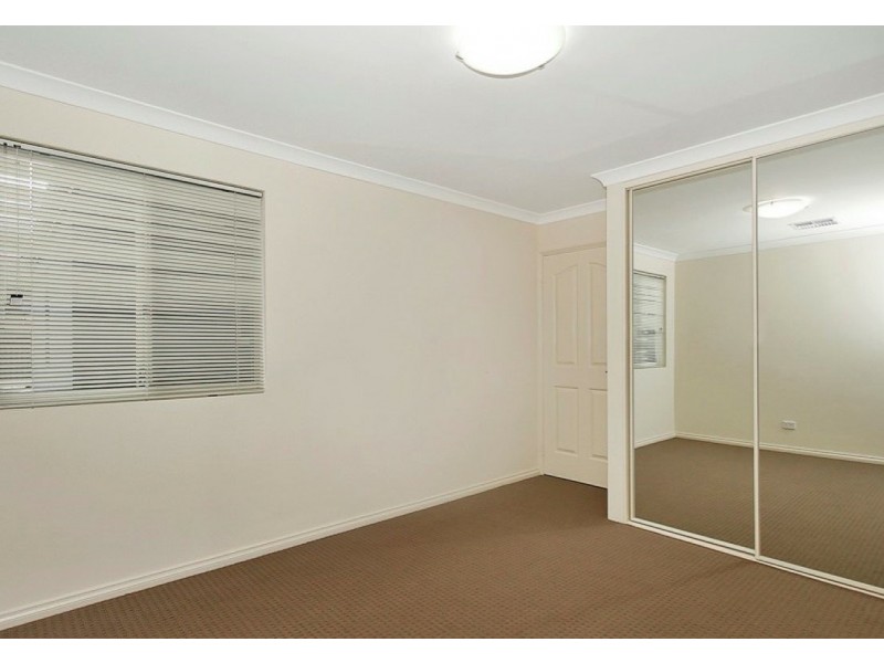 77A Huntriss Road, Karrinyup WA 6018