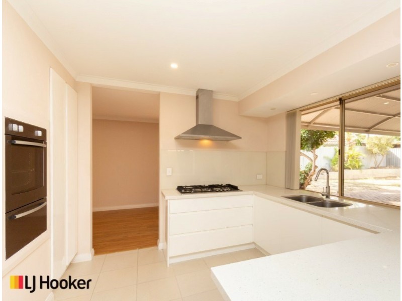 43 Whitlock Crescent, South Lake WA 6164