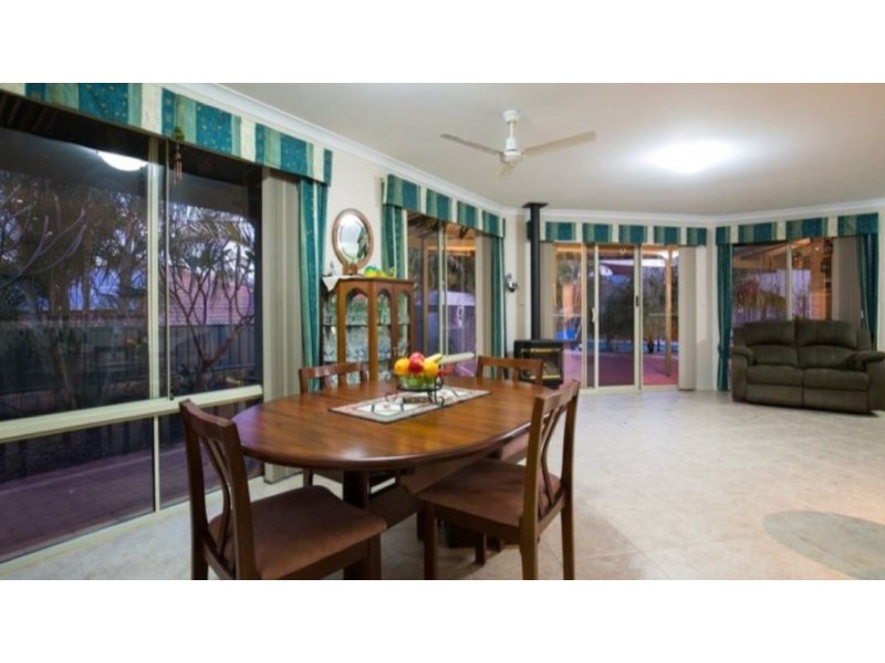 21 McKenzie Road, Samson WA 6163