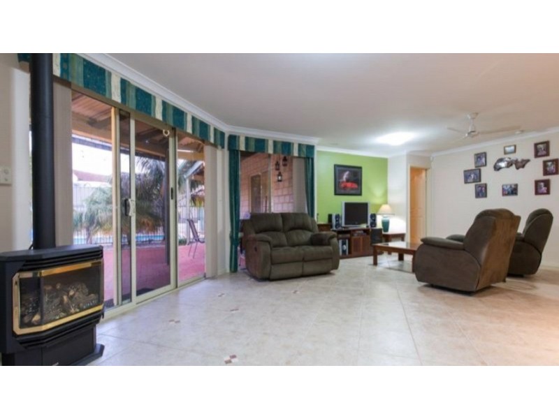 21 McKenzie Road, Samson WA 6163