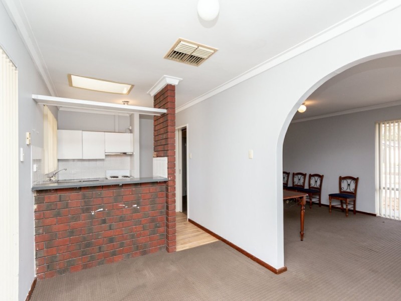 26 Yale Road, Thornlie WA 6108