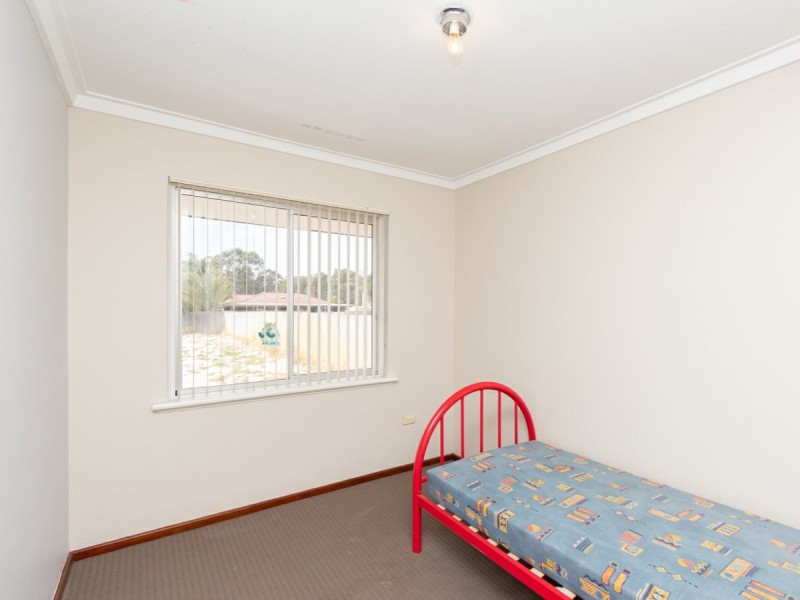 26 Yale Road, Thornlie WA 6108