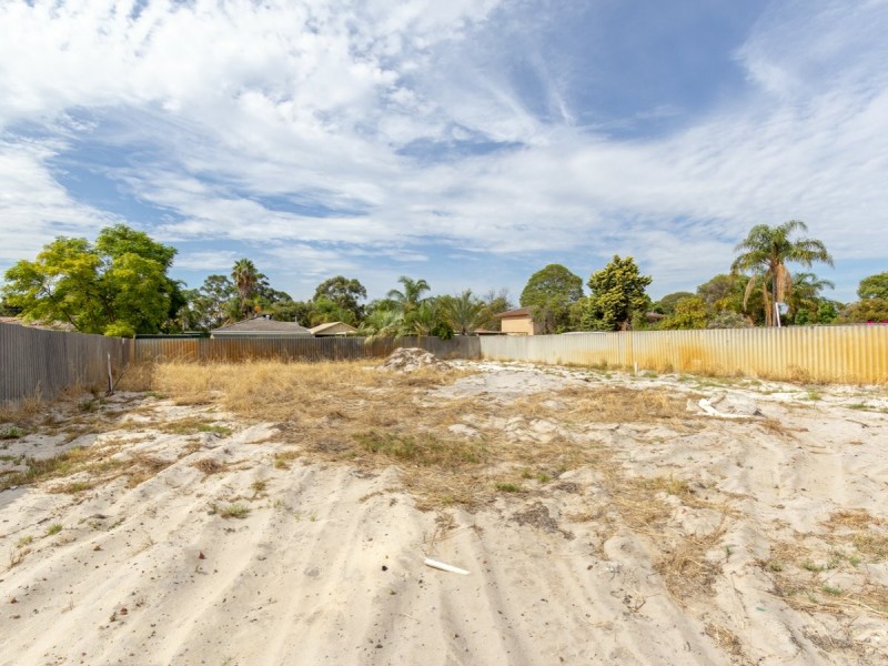 26 Yale Road, Thornlie WA 6108