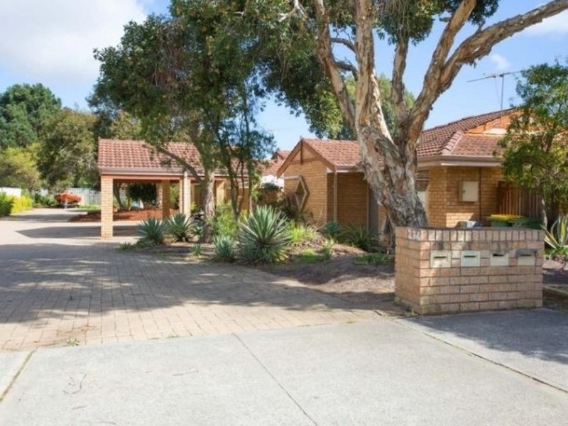 2/234 Belgravia Street, Belmont WA 6104