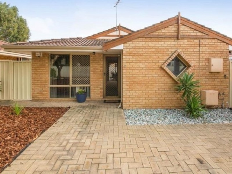 2/234 Belgravia Street, Belmont WA 6104