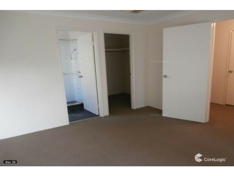 17/7 Barfield Street, Hammond Park WA 6164