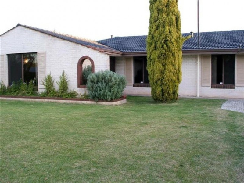 5 Merley Way, Parkwood WA 6147