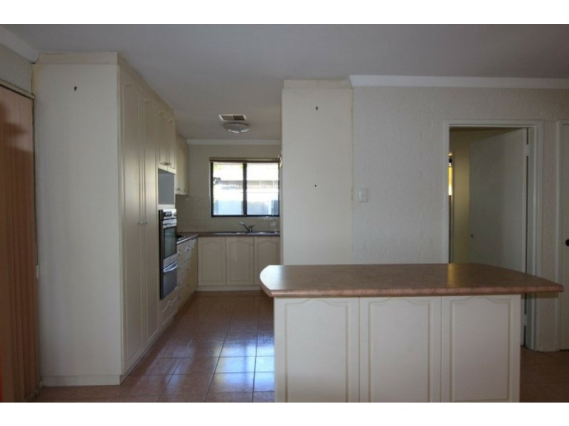 5 Merley Way, Parkwood WA 6147