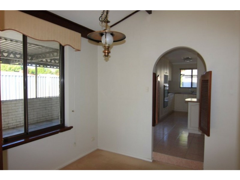 5 Merley Way, Parkwood WA 6147