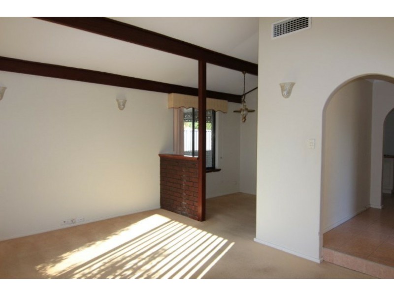 5 Merley Way, Parkwood WA 6147