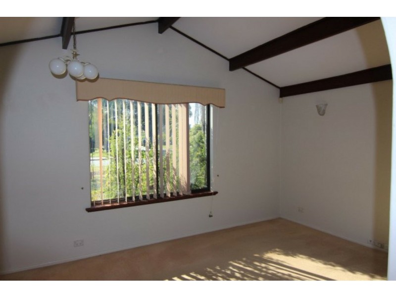 5 Merley Way, Parkwood WA 6147