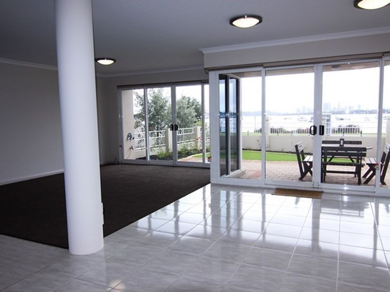 63B Canning Beach Road, Applecross WA 6153