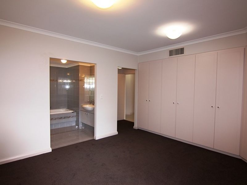 63B Canning Beach Road, Applecross WA 6153