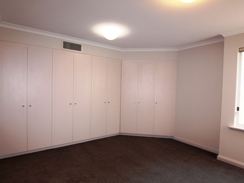 63B Canning Beach Road, Applecross WA 6153